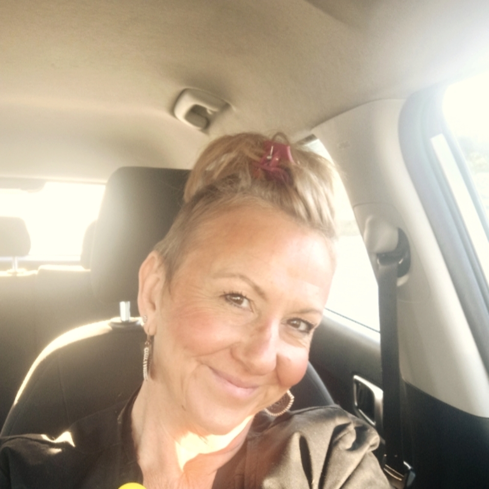 Meet your Posher, Tonya
